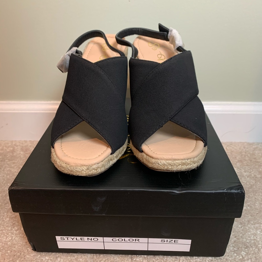 🌸Brand new Espadrilles🌸